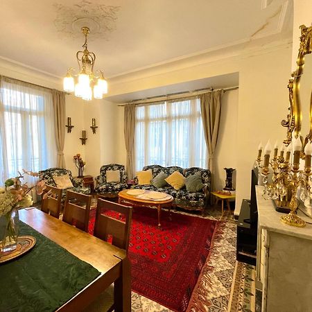 Appartement Dans Immeuble Haussmanien Algiers 外观 照片