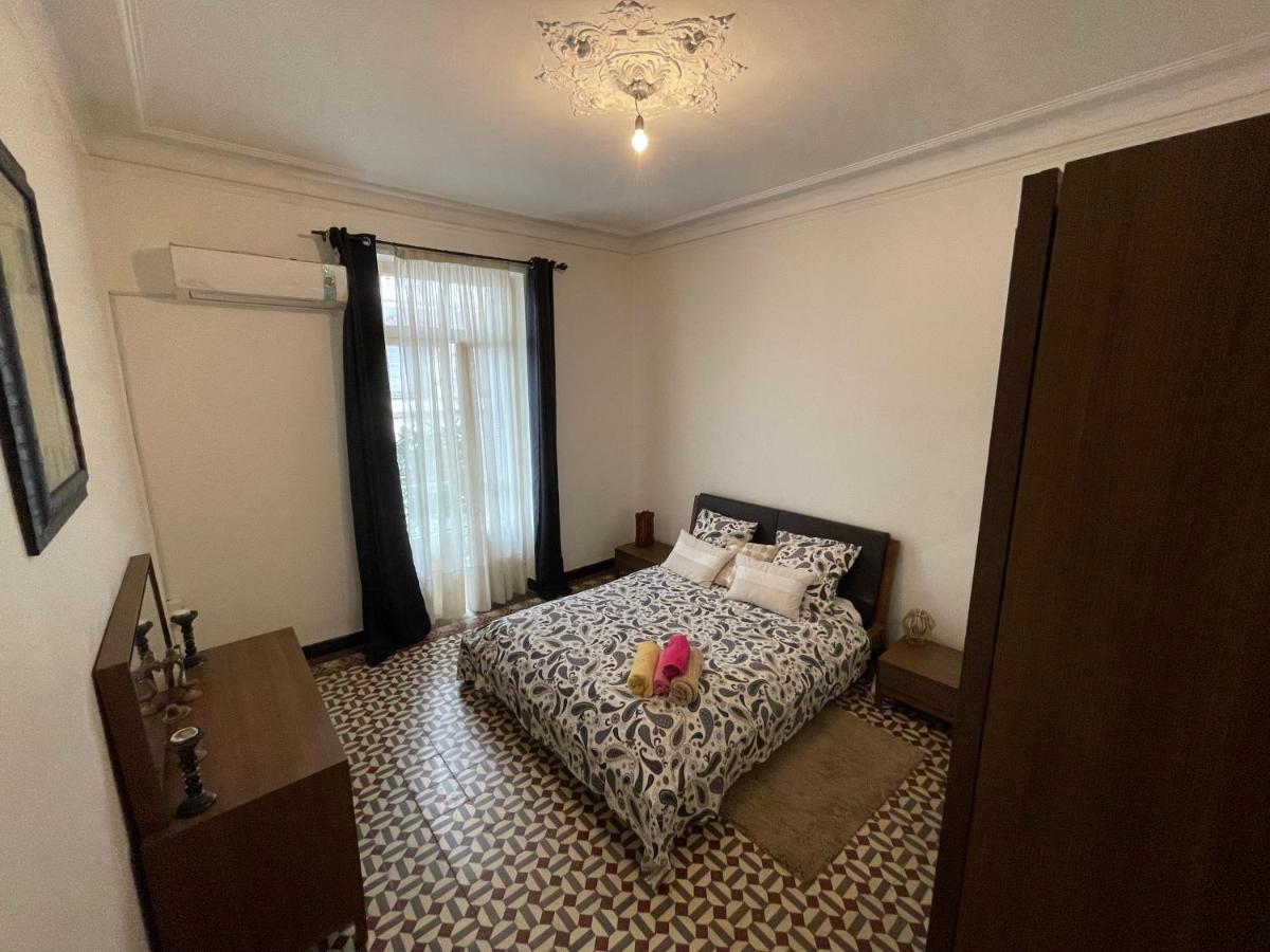 Appartement Dans Immeuble Haussmanien Algiers 外观 照片