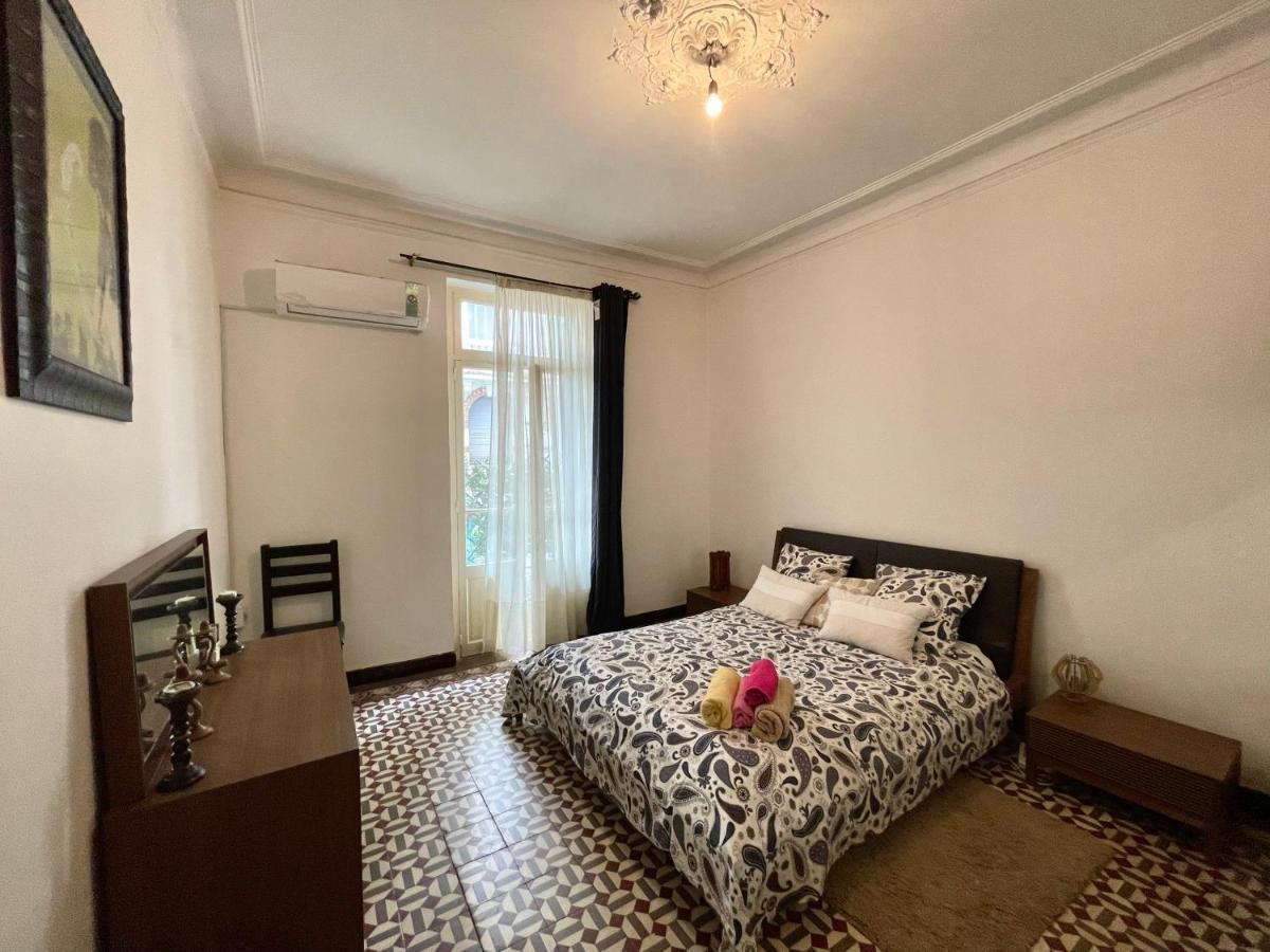 Appartement Dans Immeuble Haussmanien Algiers 外观 照片