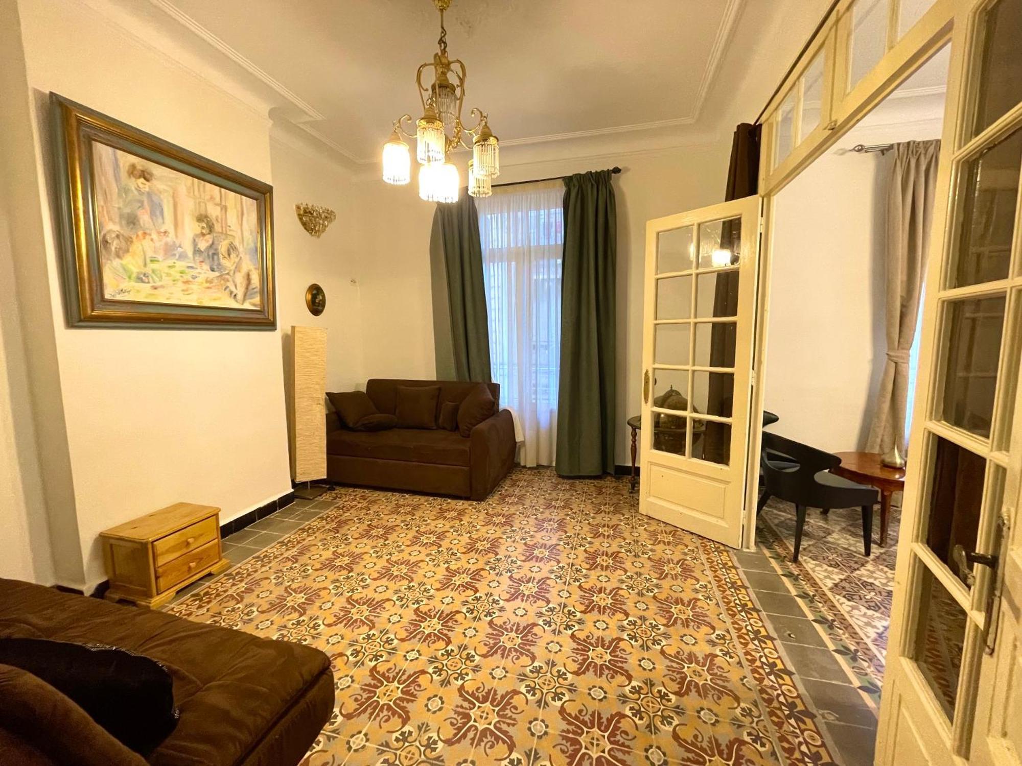 Appartement Dans Immeuble Haussmanien Algiers 外观 照片